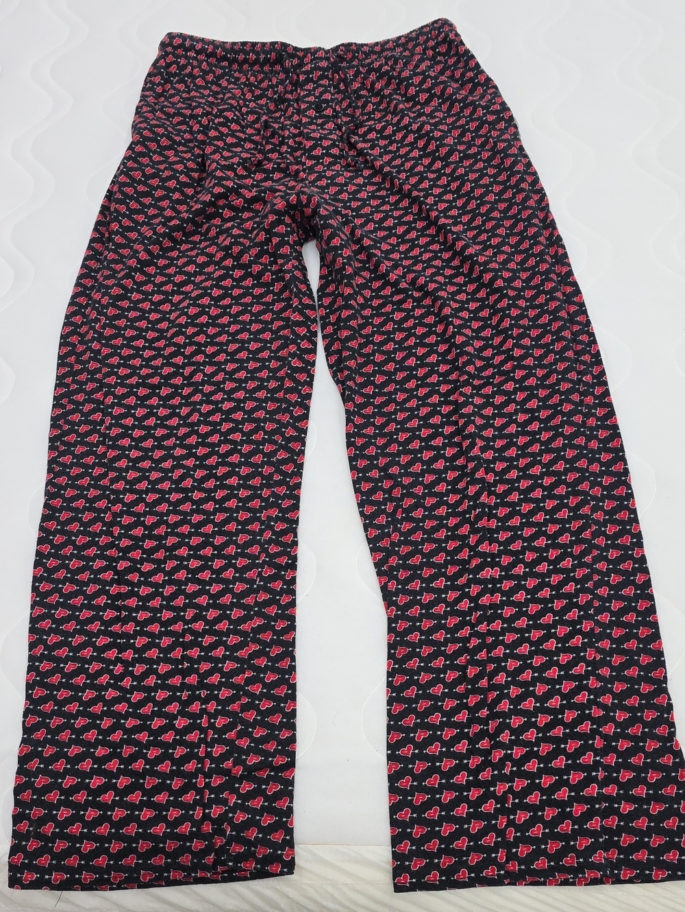 NWOT Assents By Iasco Women's Black Lounge Pants with Pink Heart Print